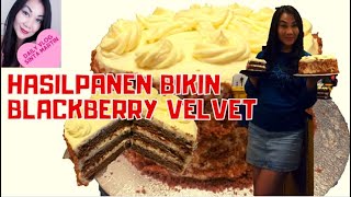 Blackberry Cream Cheese Crumb Cake | Sally's Baking Addiction