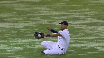 SF@TB: Jennings makes a sliding catch to rob Blanco