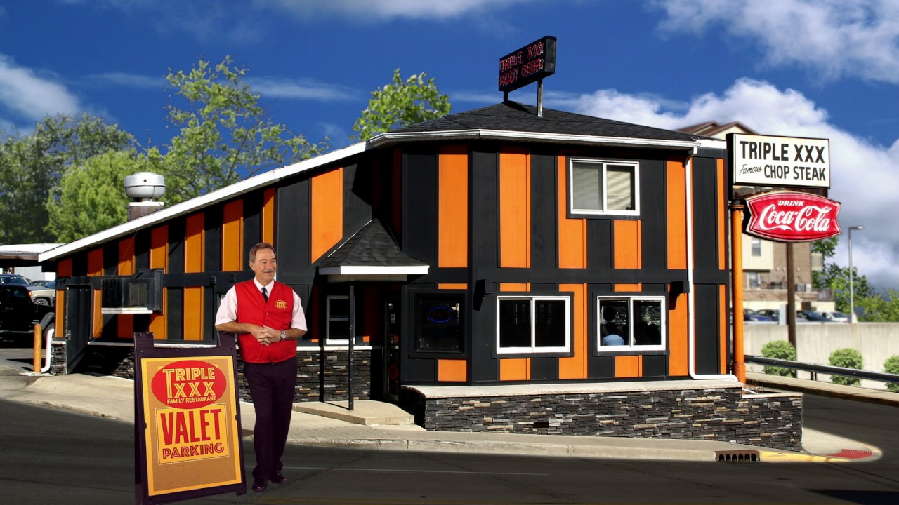 Triple XXX Family Restaurant - Parking