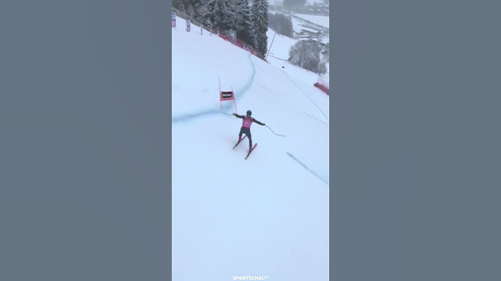 Wie bleibt er hier auf dem Ski? 😲 #shorts