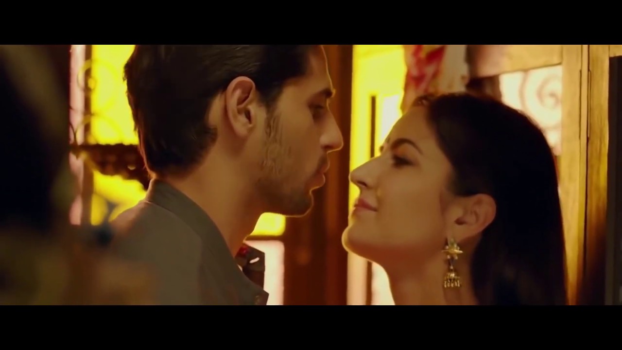 Katrina Kaif kiss scene in Baar Baar Dekho Full HD