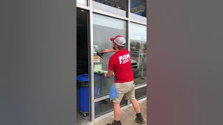 How Fish Window Cleaning Cleans Commercial Windows - DayDayNews