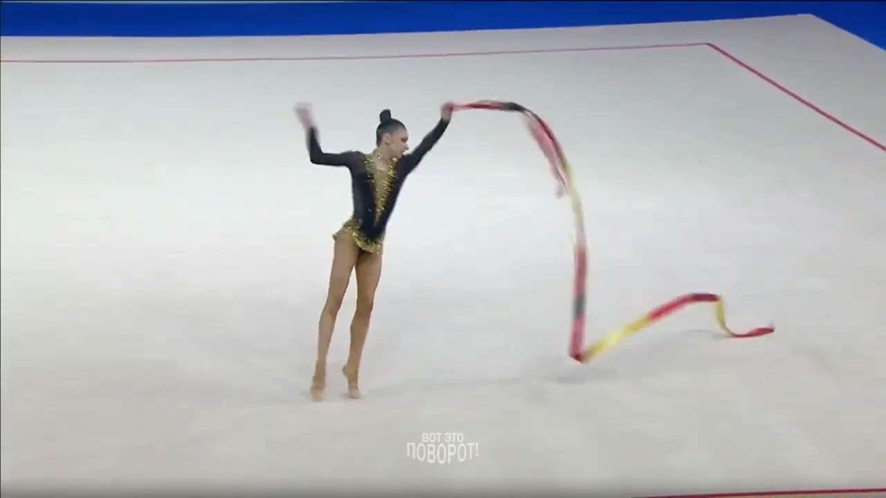 Arina Kovshova ribbon All-around final RC26 26.70 (🥇115.200)