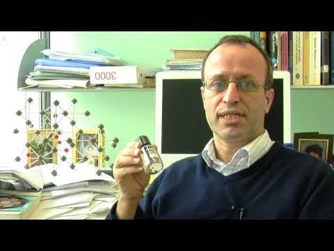 Mini-lecture: Professor Steve Bramwell on 'magnetr...