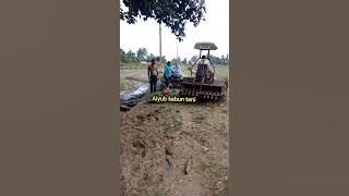 Pertama Turun Di Desa kami traktor Perahu