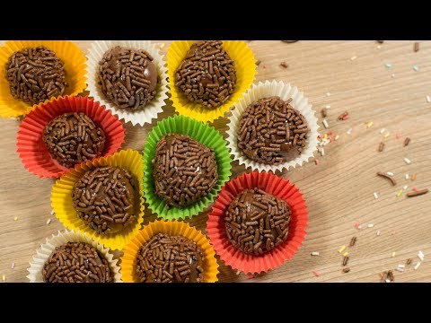 Video: Wie Man Hausgemachte Brigadeiro-Süßigkeiten Macht