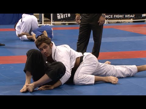 Lucas Leite VS Mike Fowler / World Championship 2009