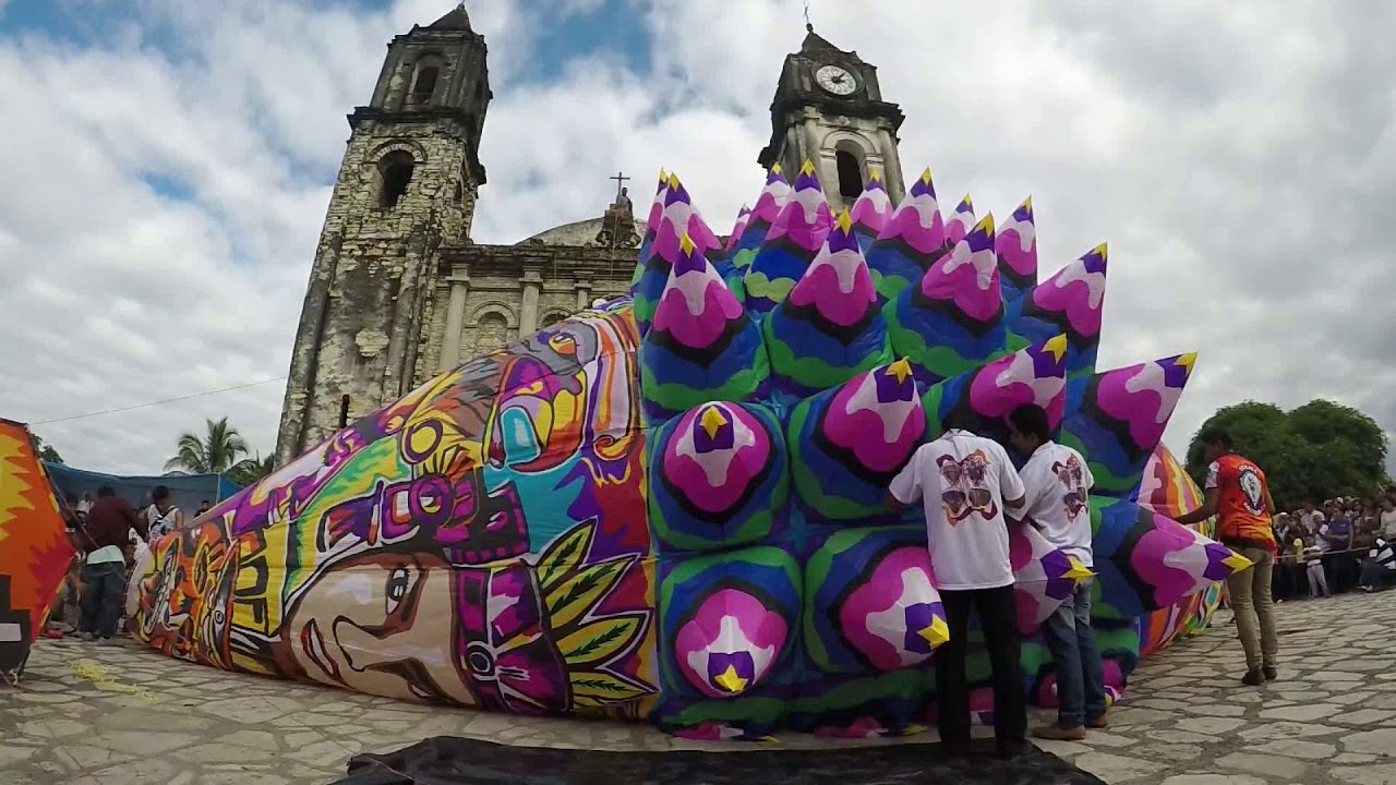 Zozocolco | Pueblo mágico | Festival de globos de cantoya gigantes