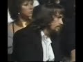 WAYLON JENNINGS WINS CMA "MALE VOCALIST OF THE YEAR"