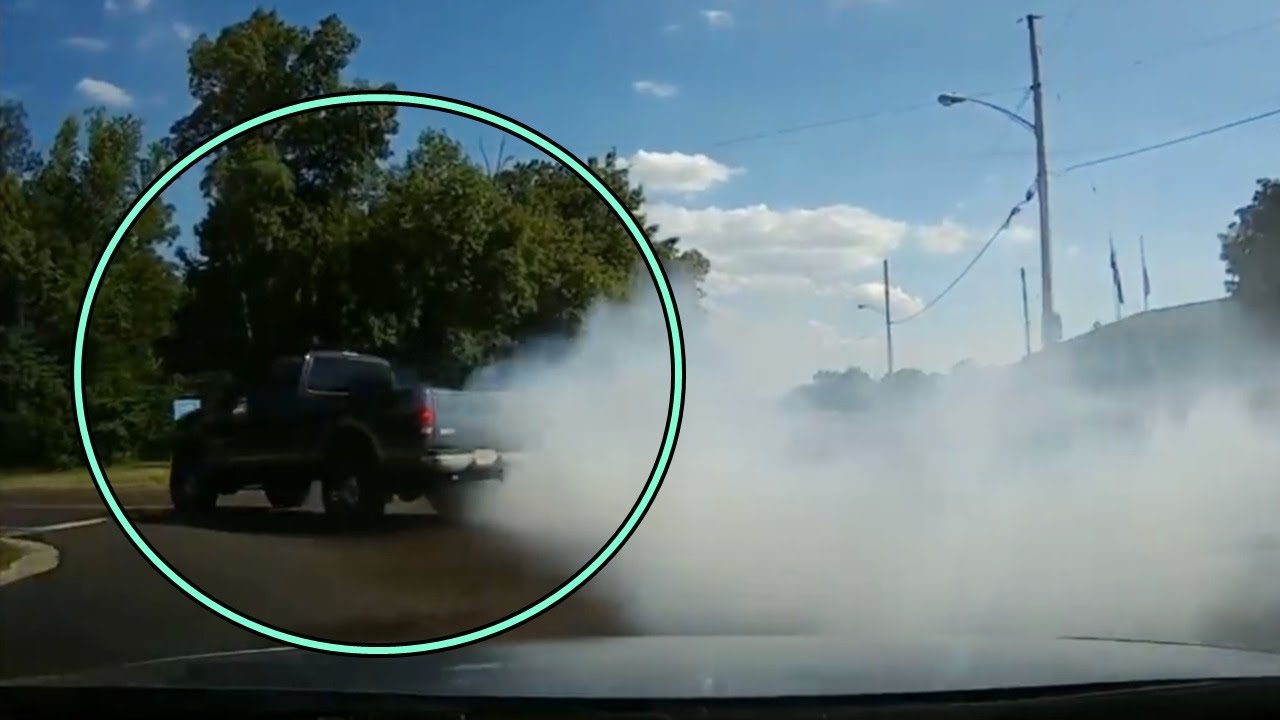 funny-dash-cam-videos-11-i-driver-trying-to-drift-watched-too-many