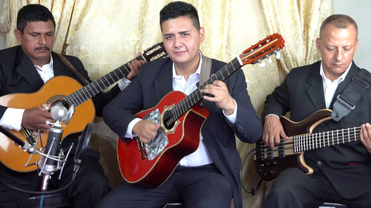 Homenaje a Gilberto Puente - Ecuador