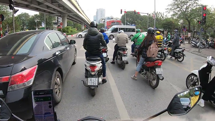 Xe máy đi vào làn brt phạt bao nhiêu năm 2024