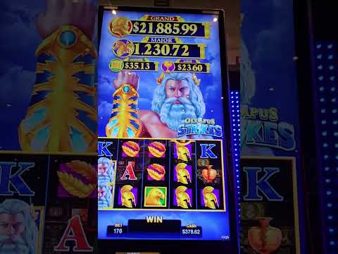 Entre más se estudia más se gana🤑 #casino #blackjack #apuestas #poker