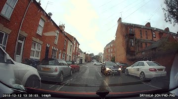 SB07TUY - Vauxhall driving the wrong way on a one-way street in Banbury, 13:35 on 12 Dec 2015