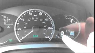 2014 Lexus CT200h interior review