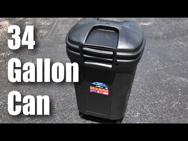 United Solutions Rough & Rugged 32 Gal. Black Wheeled Trash Can