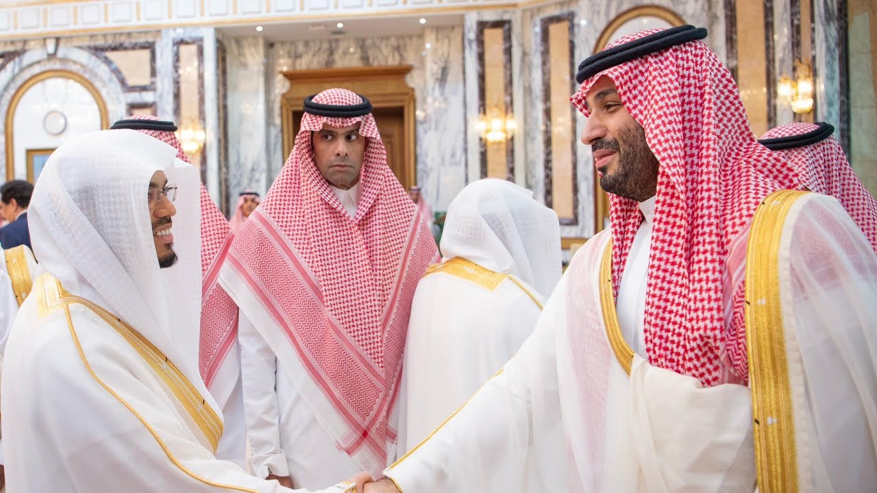 أئمة الحرم المكي يهنئون ‎#ولي_العهد 😍 بمناسبة ‎عيد الفطر المبارك لعام 1446هـ