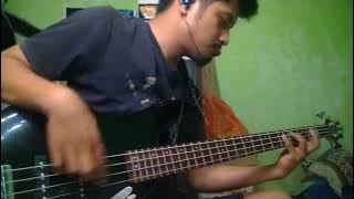 semusim ( bass cover )  original song by : Nicky astria