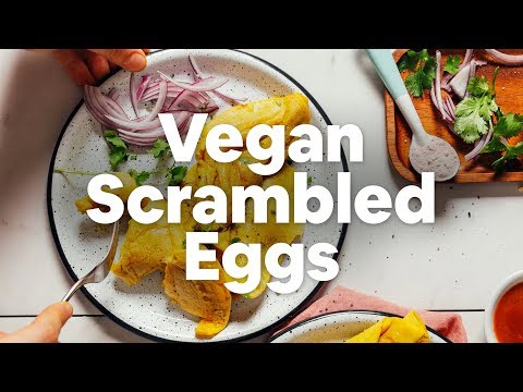 Fluffy Vegan Scrambled Eggs