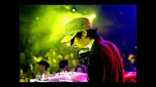 DJ KRUSH - SLIT OF CLOUD (with Akira Sakata) - YouTube
