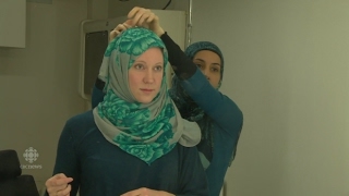 How to: Lessons in hijab wrapping for non-Muslims