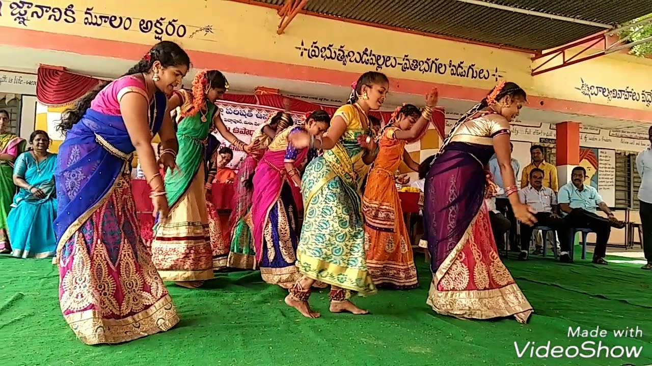 Chooda chakkaani thalli Chukallo jabilli Zphs Peddapur dance performance