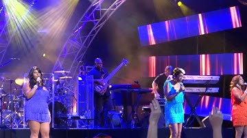 Chain Of Fools-Pointer Sisters-EPCOT 2013