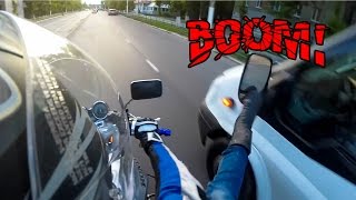 Please subscribe for more videos. buy dbl merch:
http://bit.ly/dblunaticstore submit your videos:
http://bit.ly/dblsubmit bikers smashing mirrors, road rage,...