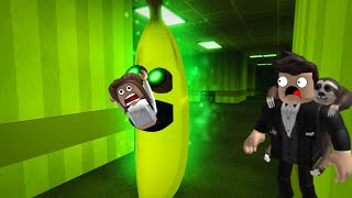 ESCAPA O TE COME LA BANANA GIGANTE DE ROBLOX