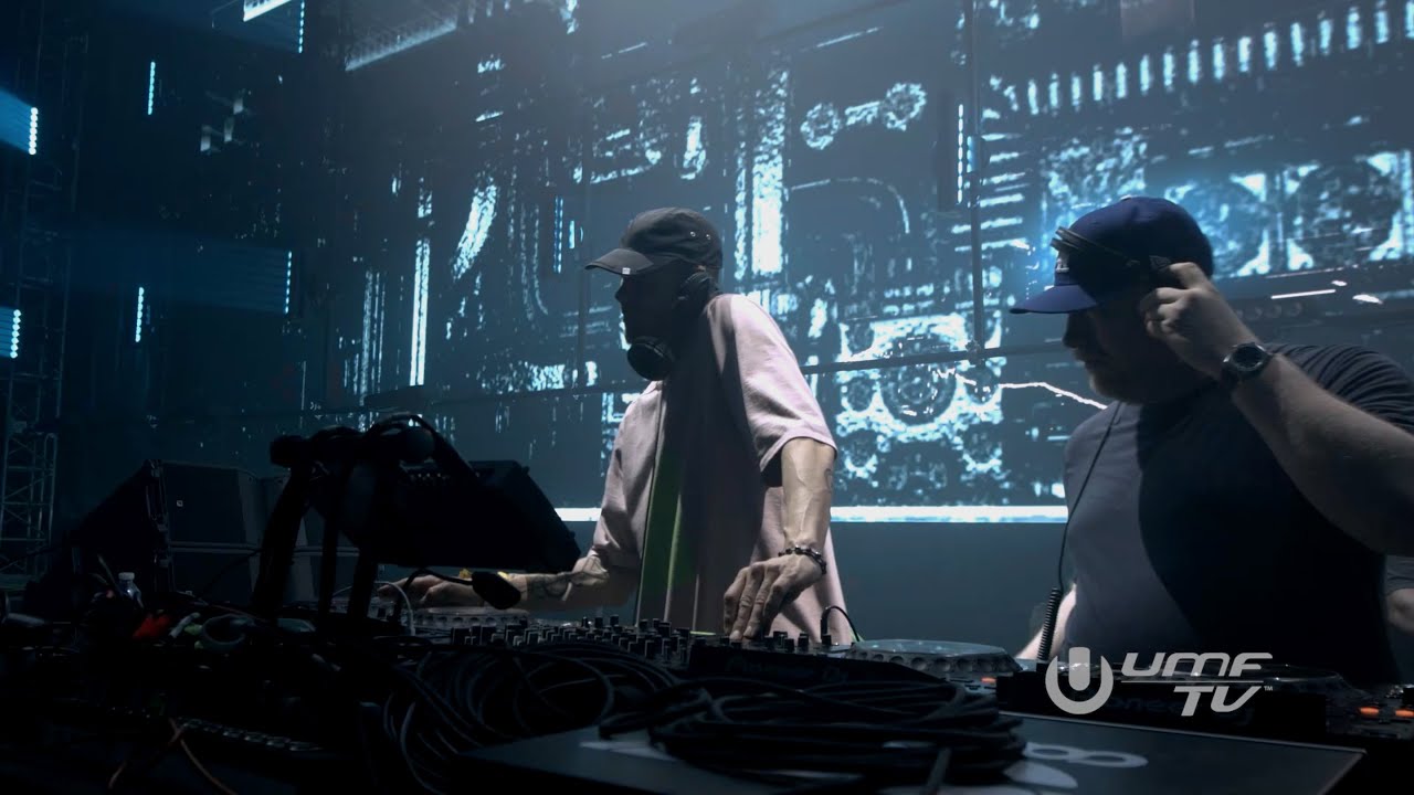 ⁣Adam Beyer ▢ Cirez D live from Resistance Megastructure at Ultra Music Festival Miami 2023