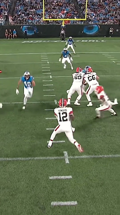 Shedeur Sanders playing like a vet out there 💪