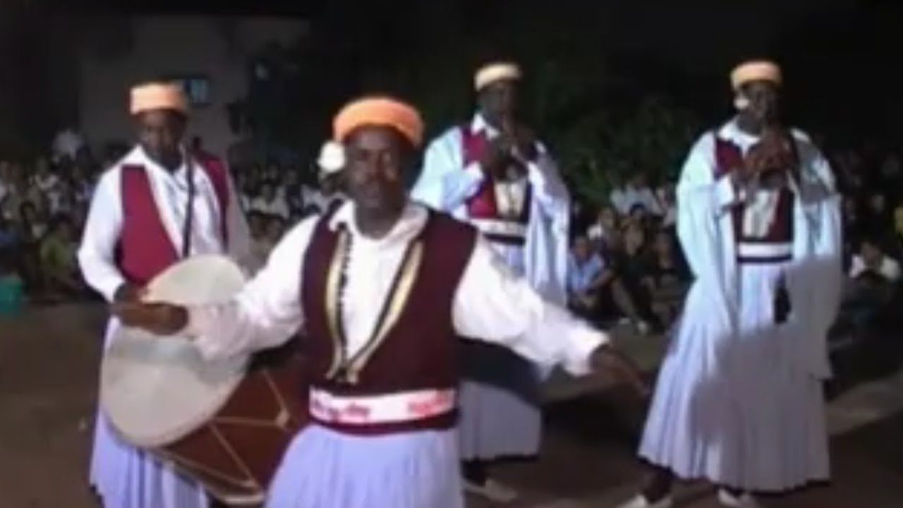 طقطوقة زمنية لعشاق الزمني الجربي .. نشبح طفلة ضاهرة في لباس جديد .. بصوت محمد بوملاسة