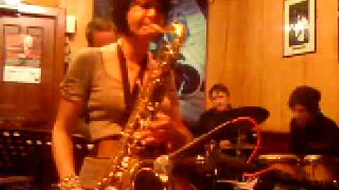 The Julia Wray Quintet: Grove Inn Jazz Club.