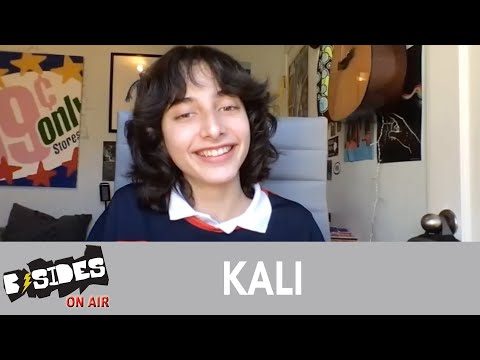 KALI Talks Debut EP, &#039;Circles&#039;, Gaining Self-Confidence From Live Performances