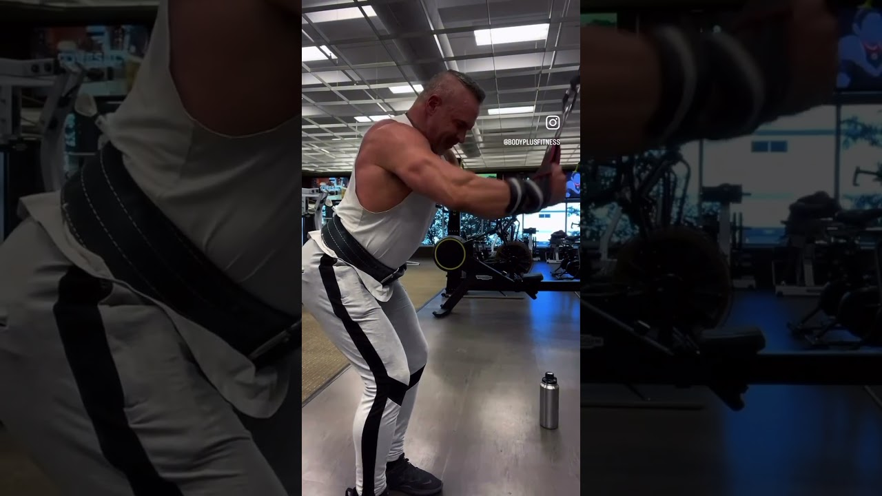 Try these partial straight arm cable PULLDOWNS to really keep constant contraction on the lats.