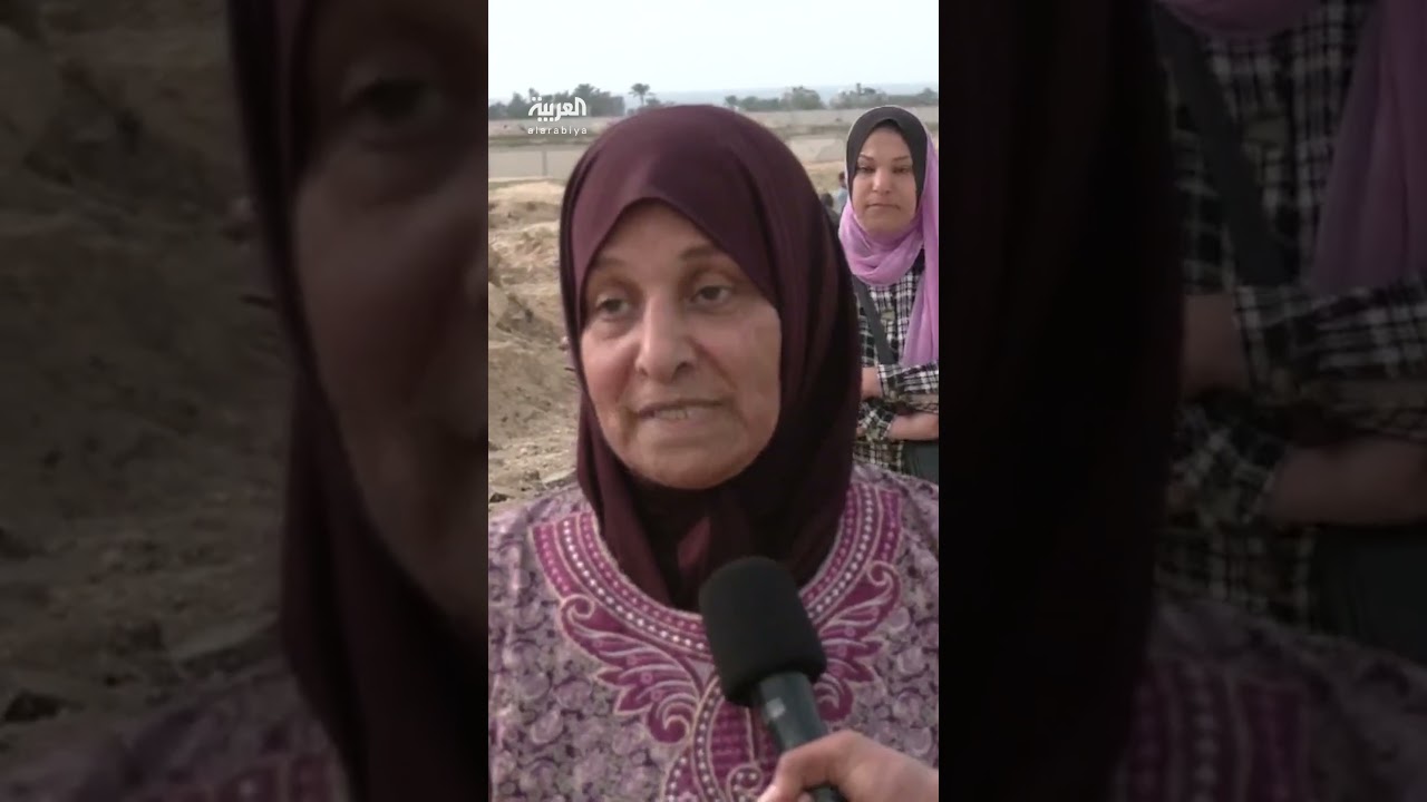دموع فلسطينية أثناء رحلة النزوح من خان يونس إلى رفح بعد اعتقال أبنائها