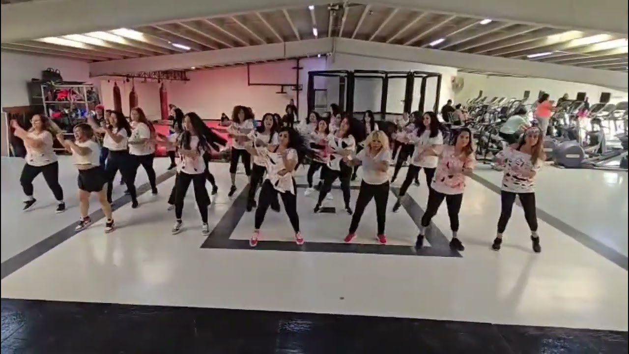 Skeleton/ twis 💃💃 zombies