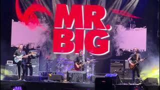 Download lagu Promise Her the Moon - Mr. Big (Live in Indonesia 2023)