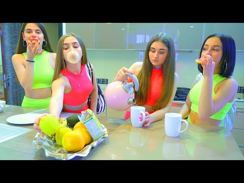 Diana És A Pompomlányok Úgy Döntöttek HOGY MEGHÓDÍTJÁK A VILÁGOT 