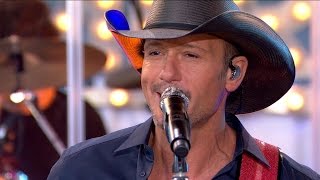 Tim McGraw Performs 'Shotgun Rider' Live