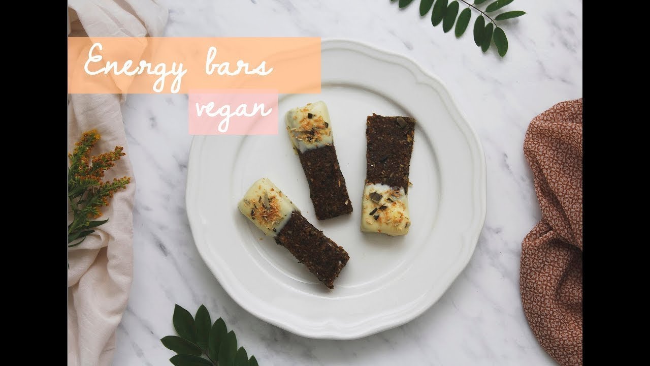 Apricot and pumpkin seed energy bars // raw vegan recipe // pettirossi