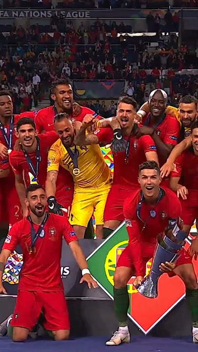 🇵🇹 Cristiano lifting the Nation's league trophy 2019 🏆🇵🇹 #football #fypシ #siuuu #ronaldo #portugal