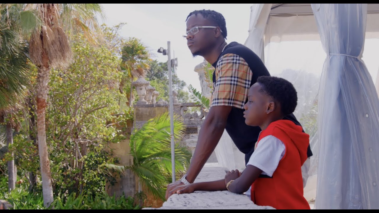 Super Siah - Dear Mama ft. Billy B (Official Music Video) Super Siah - Dear Mama ft. Billy B (Official Music Video)