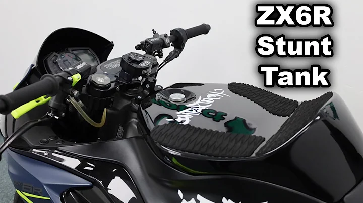 2022 ZX6R Custom Stunt Tank Install: Jason Britton...