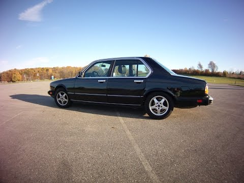 1986 BMW 735i Review - Spinning Wheel