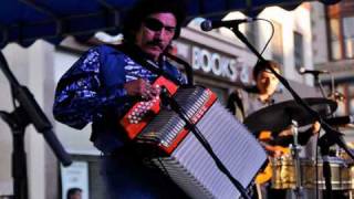 Video thumbnail of "Esteban Jordan polka - Flor de Mexico"
