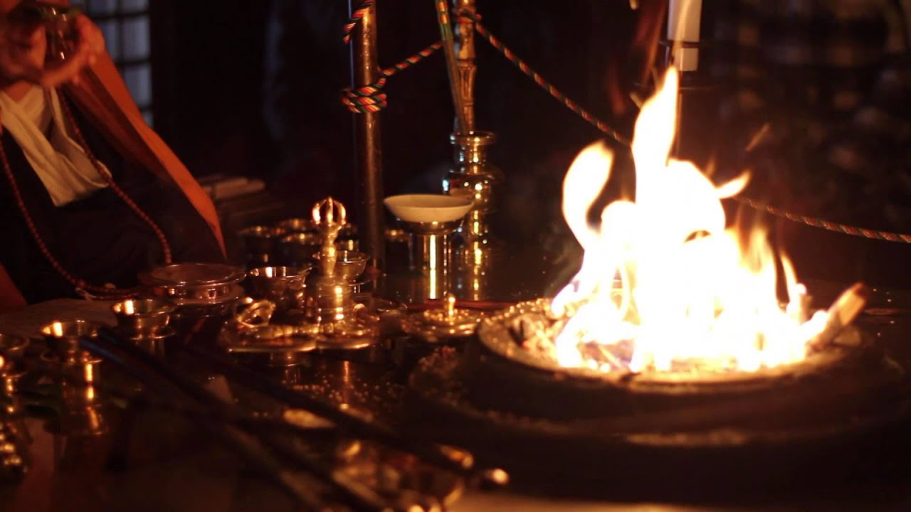 Koyasan Fire Ceremony, Japan - YouTube
