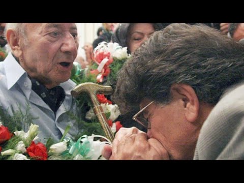 بزم خصوصی اساتید جلیل شهناز و محمد رضا شجریان