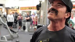 Arnold Schwarzenegger goes undercover at Gold's Gym
