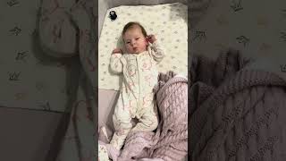 Мать позвала гулять, а там...холоднооо 🥶  #baby #зима  #дети